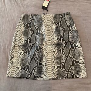 Dynamite Black and Gray Snake Pattern Mini Skirt